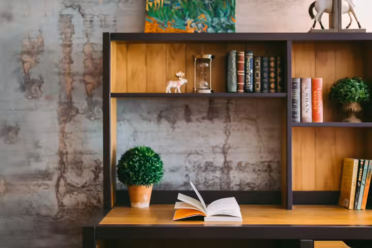 IELTS Speaking part 1 - Topic Bookshelves: Bài mẫu và từ vựng