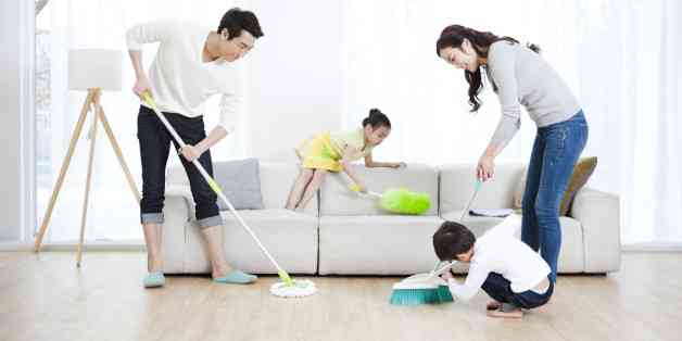 Dự đoán đề IELTS Writing Task 2 – Dạng Discuss both views, chủ đề Lifestyle (Children's responsibilities) kèm bài mẫu band 8.5+, dàn ý chi tiết, từ vựng và bài tập ôn luyện.