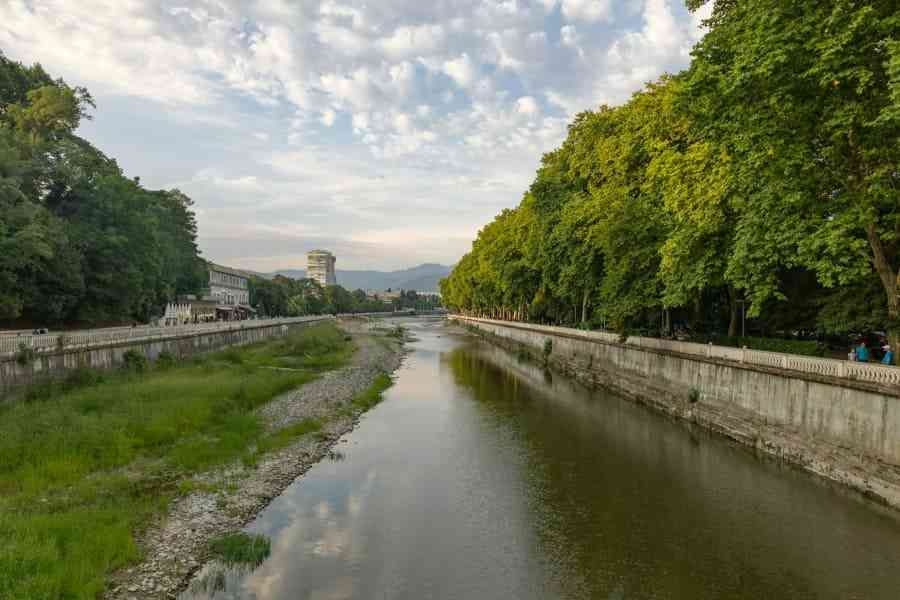 Từ Vựng Bài Nghe Reclaiming urban rivers