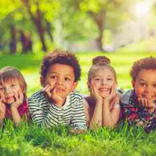 Dự đoán đề IELTS Writing Task 2 – Dạng Agree & disagree, chủ đề Education (Child development) kèm bài mẫu band 8.5+, dàn ý chi tiết, từ vựng và bài tập ôn luyện.