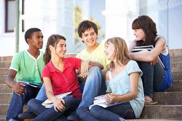 Dự đoán đề IELTS Writing Task 2 – Dạng Two-part questions, chủ đề Social issues (Growing child population) kèm bài mẫu band 8.5+, dàn ý chi tiết, từ vựng và bài tập ôn luyện.