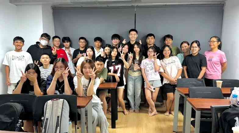 Từ bỡ ngỡ đến tự tin học tiếng Anh nhờ Linearthinking của DOLBIE Bình Phát