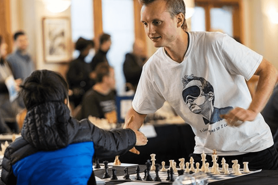 Từ Vựng Bài Đọc Timur Gareyev - Blindfold Chess Champion