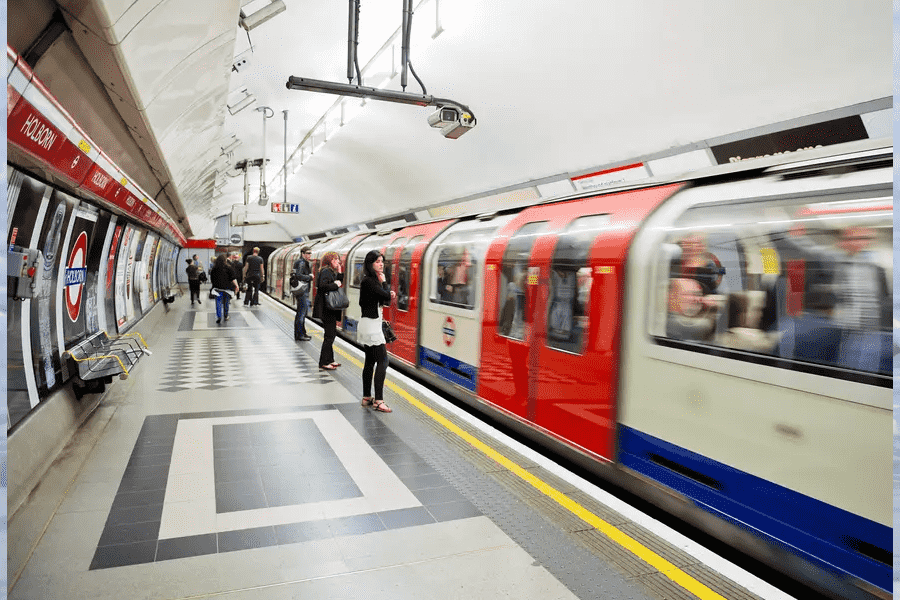 The Development Of The London Underground Railway IELTS Reading Answers with Explanation